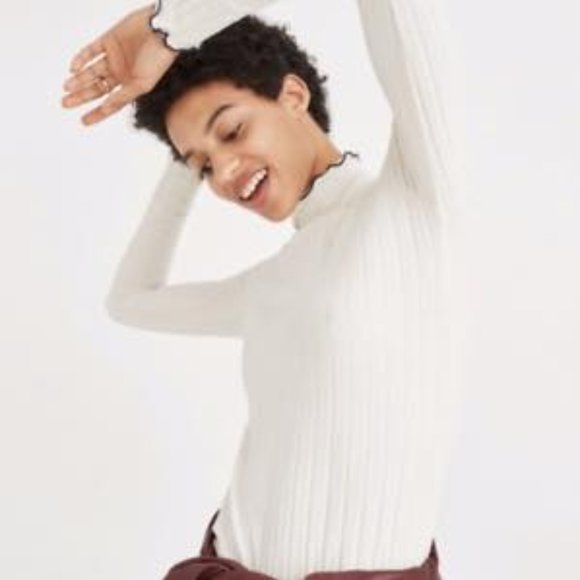 Madewell Sweaters - Madewell Ivory Ribbed Lettuce Neck Long Sleeve Top